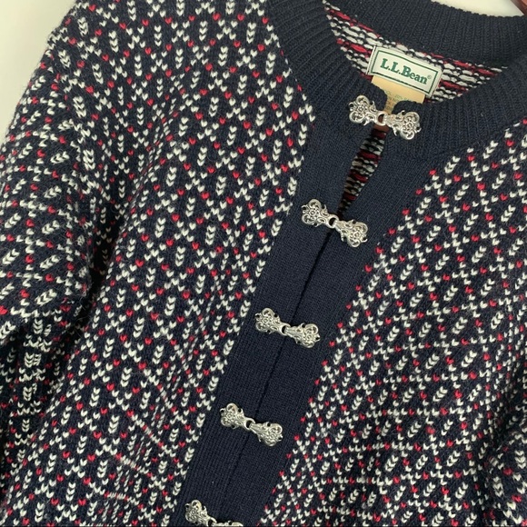 L.L. Bean Vintage cardigan sweater - Picture 4 of 4